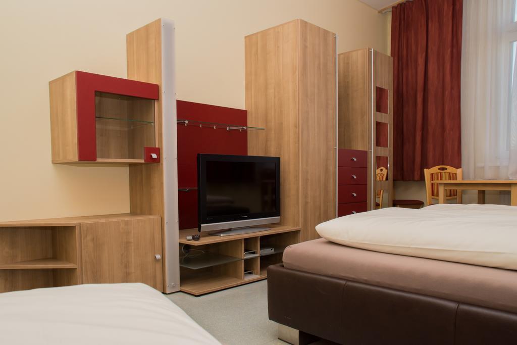 Welog Rast Ilz Motel Exterior photo